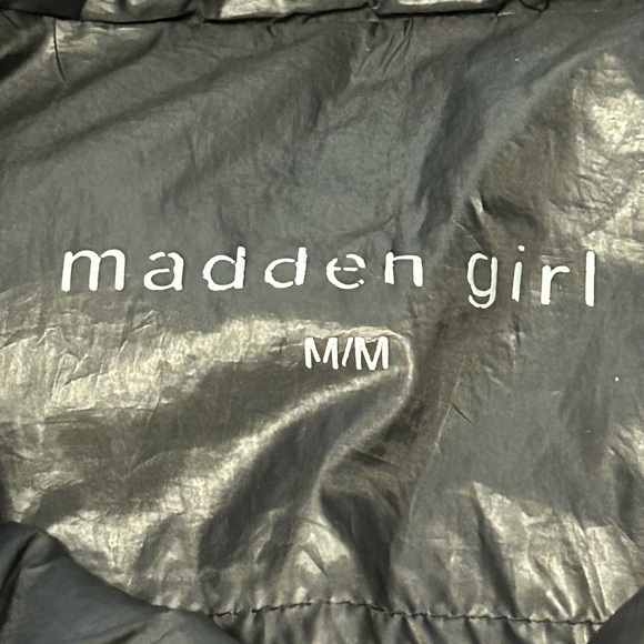 Side Zip Puffer Jacket - Picture 3 of 4